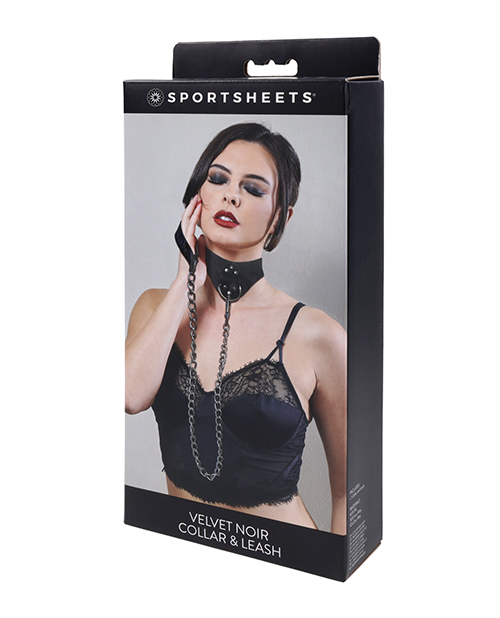 Sportsheets Velvet Noir Collar & Leash